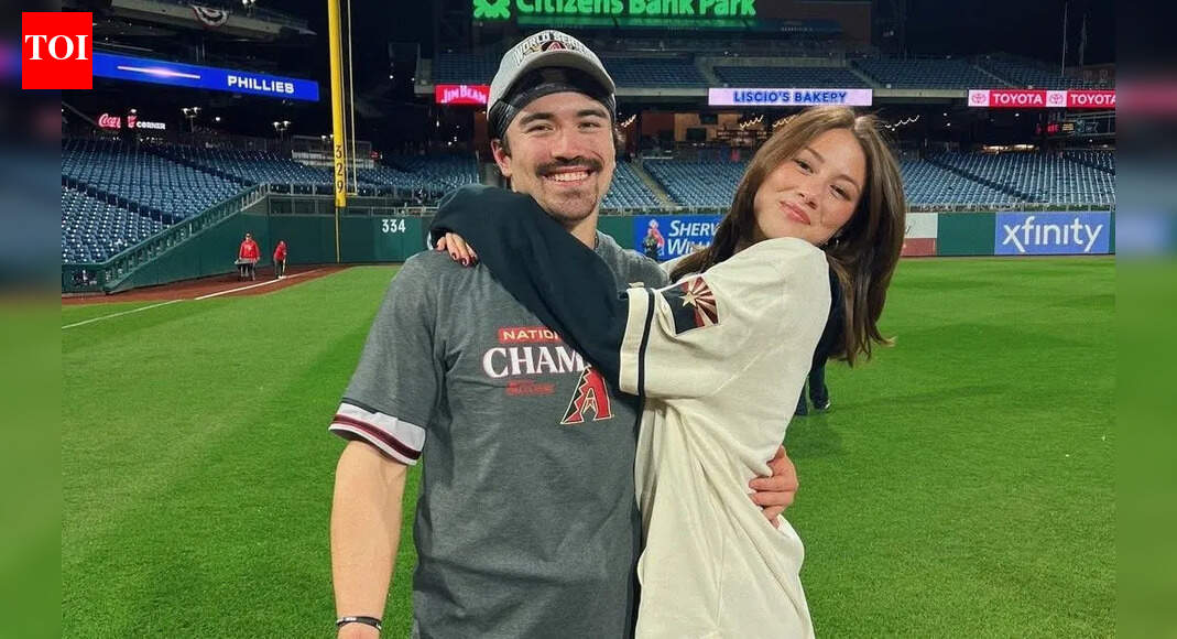 Corbin Carroll and Emma Broyles offer a rare off-field glimpse during their Mexico outing