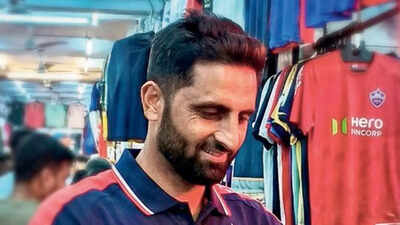  Late-bloomer Auqib Nabi adds in-swinger to become J&K's highest-paid player in the league