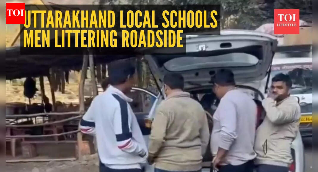 “Is this a bar?” Uttarakhand local schools men littering roadside, internet applauds