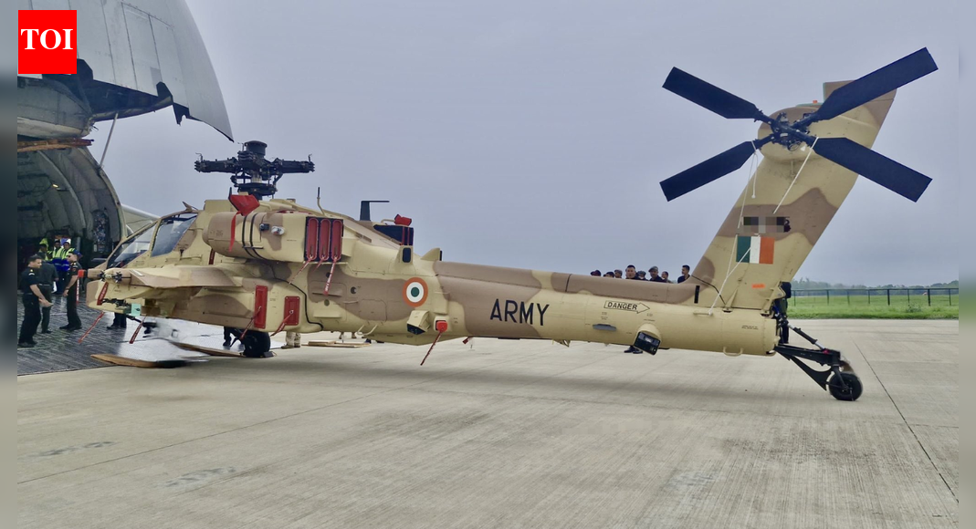 Big boost: Army receives final batch of 3 Apache AH-64E attack helicopters - see pics