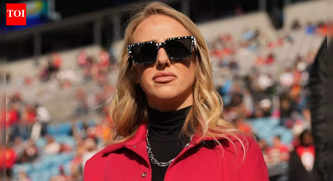 Brittany Mahomes stuns fans in holiday glam that subtly nods to her SI Swimsuit breakthrough