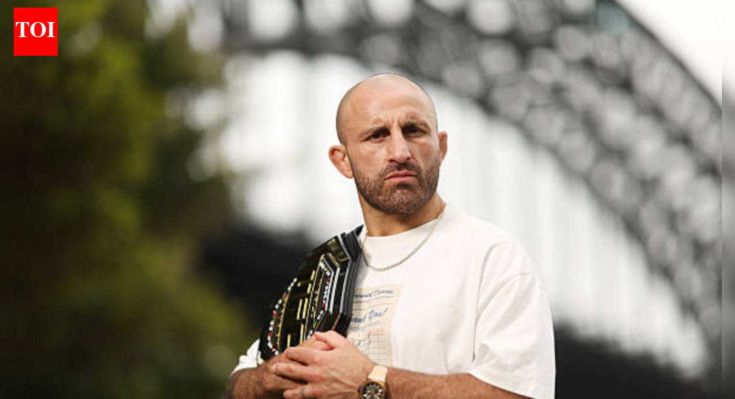 How much is Alexander Volkanovski worth in 2025? Fight purses, endorsements, and wealth with Emma Volkanovski