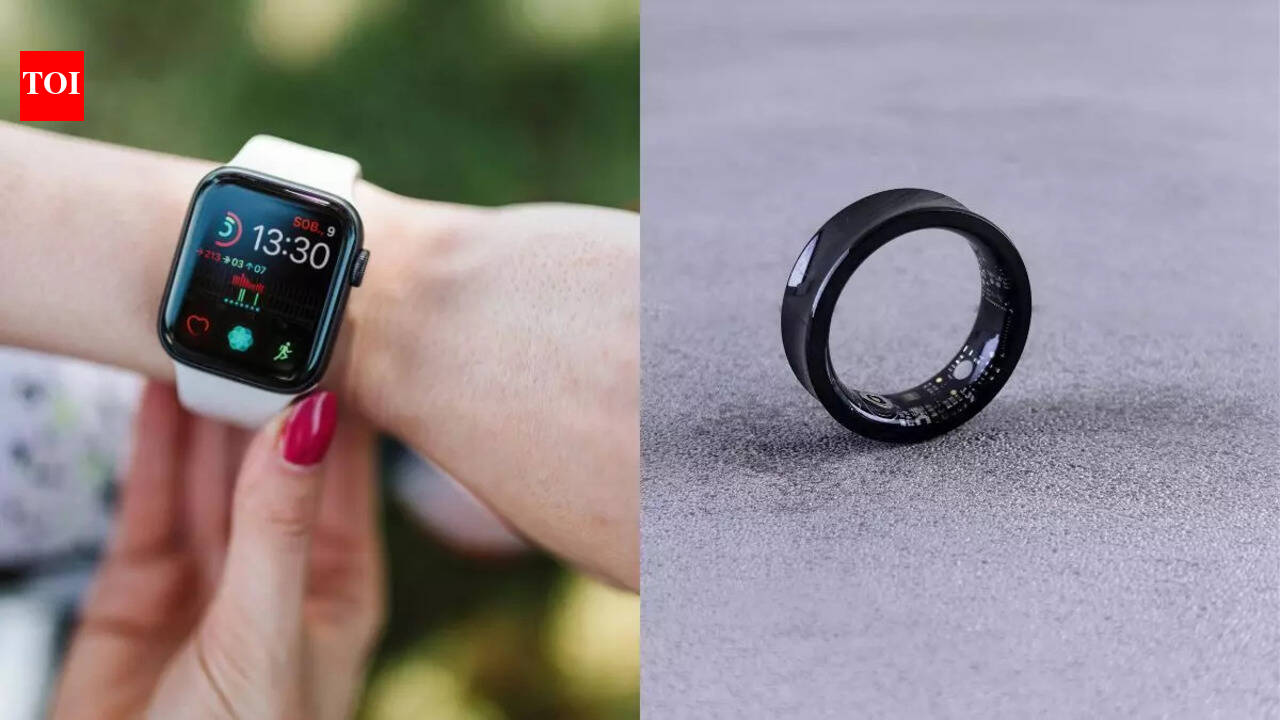 Smartwatch Vs Smart Ring: Smartwatch vs Smart Ring: Fitness, Sleep ...