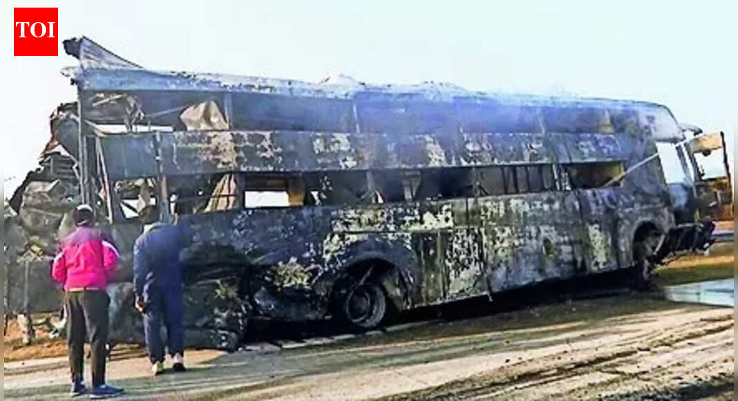 E-way toll 18, kin struggle to identify charred bodies