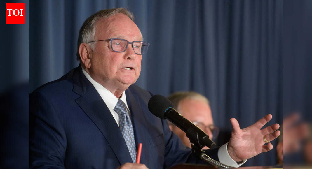 US government admits negligence in helicopter-plane collision that killed 67 in Washington