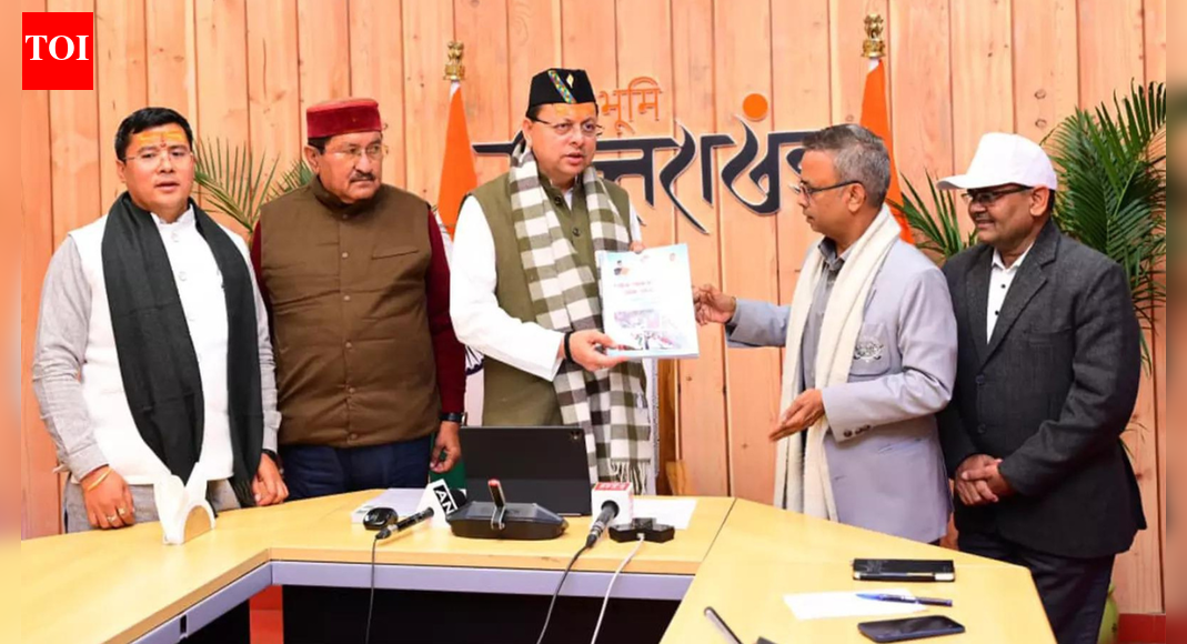 Uttarakhand CM Dhami reviews preparations for 'Jan-Jan Ki Sarkar, Jan-Jan Ke Dwar' programme