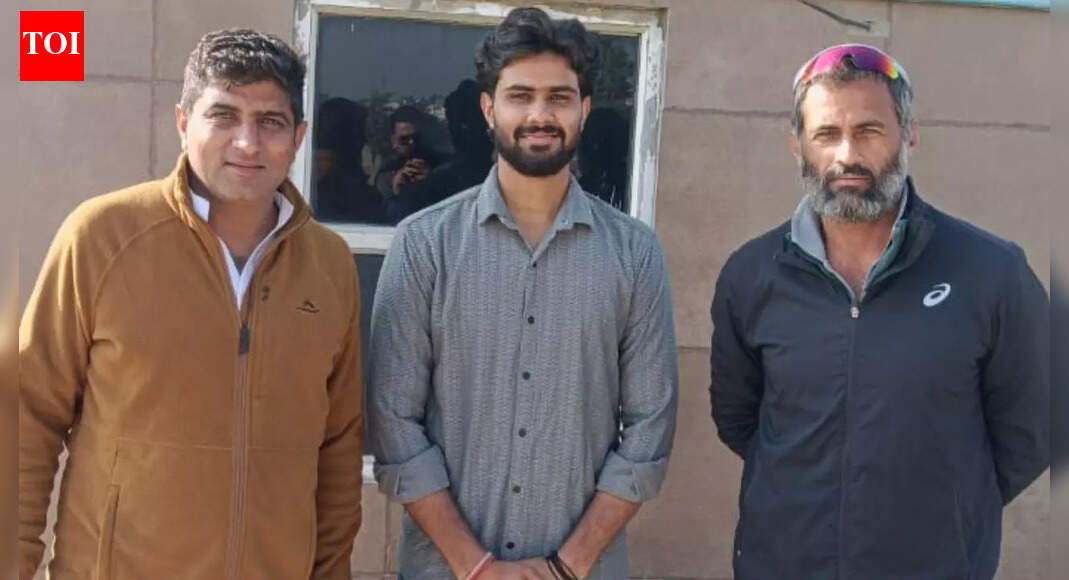 IPL auction: KKR’s mystery pick Kamra mirrors Chakravarthy, impresses Nayar