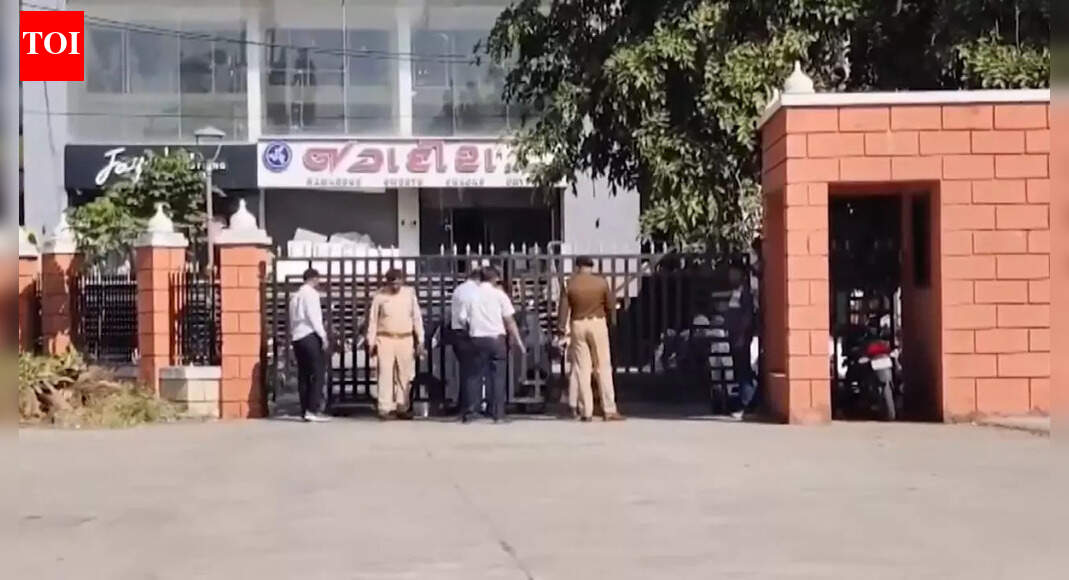 Bomb scare: Vadodara collectorate receives threat email; security beefed up