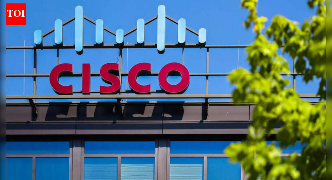 Cisco has a 'Chinese warning': Critical flaw gives Chinese hackers complete access to...