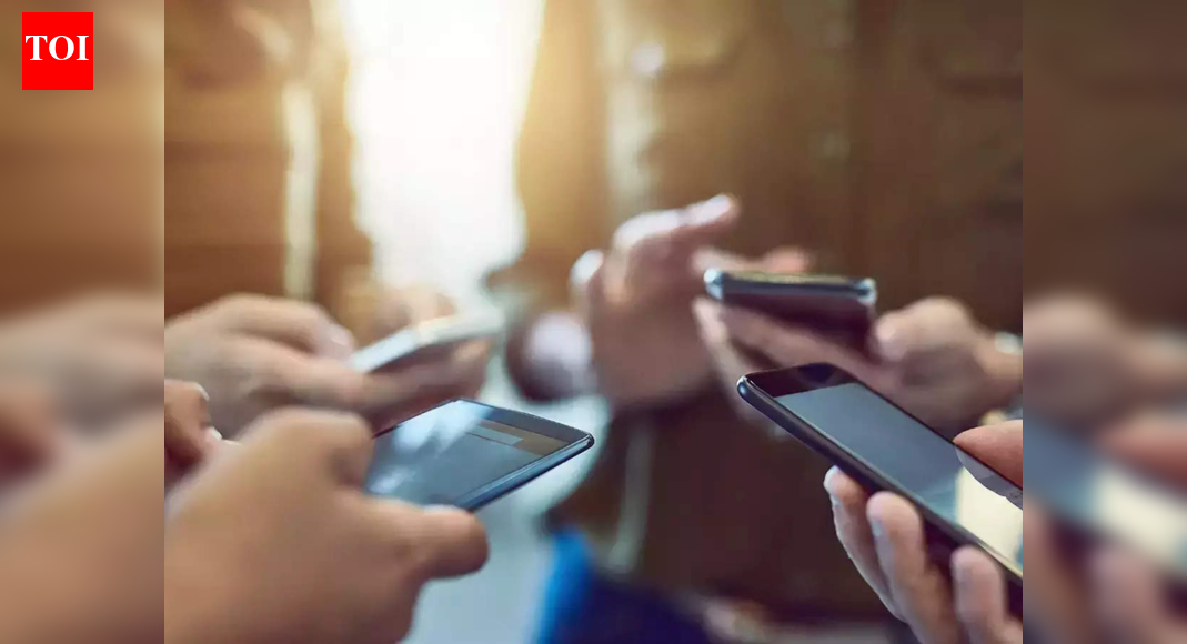 Research gap in India: India's PhD science pursuits lag behind US and China; Only 10,000 doctoral candidates in a population of 1.4 billion