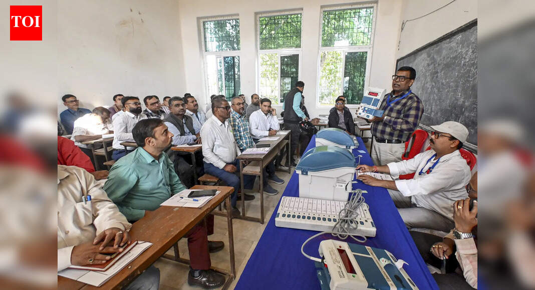 Bihar polls: EC rejects anomalies in vote count