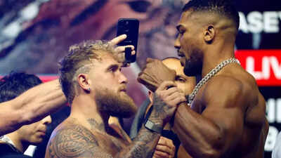 Boos rain down on Jake Paul at Anthony Joshua weigh-in before final face-off