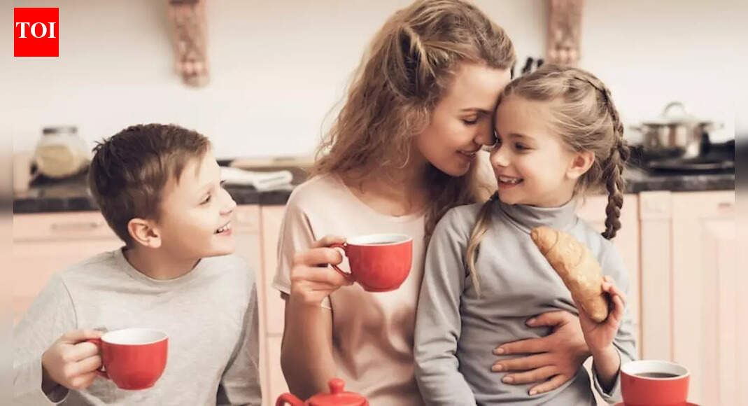 Can kids have tea or coffee? If yes, then when? Here's what science and doctors say