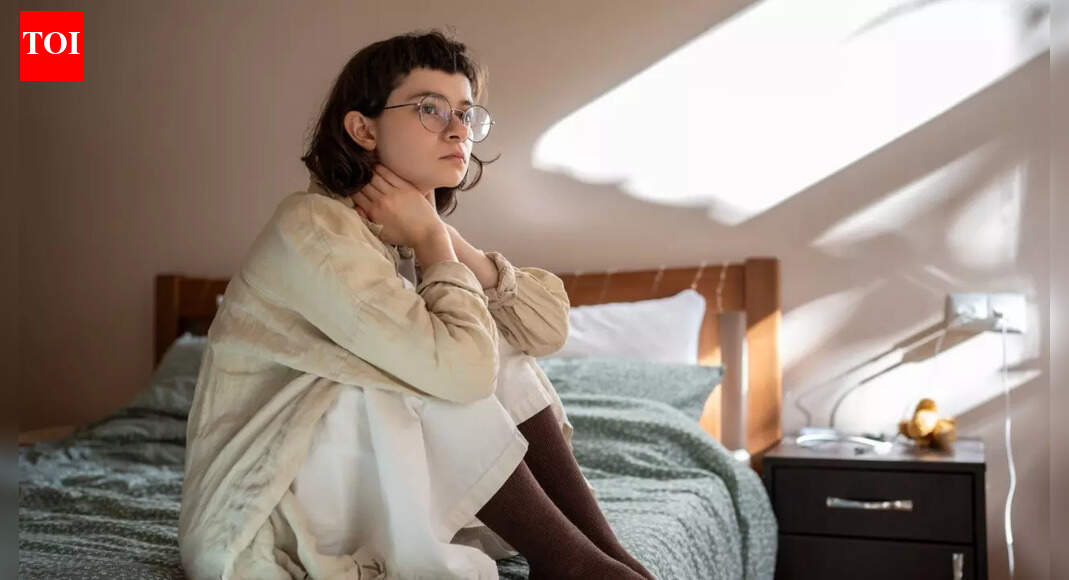 Want friends badly but struggle to keep them? Psychology explains ‘why’ with 4 subtle behavioral signs