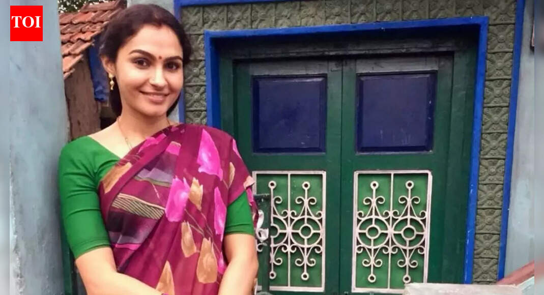 'Arasan': Andrea Jeremiah hints at reuniting with Vetri Maaran in Silambarasan starrer; social media post goes viral