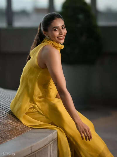 From schoolgirl reader to Bangalore Times cover girl: Sapthami Gowda