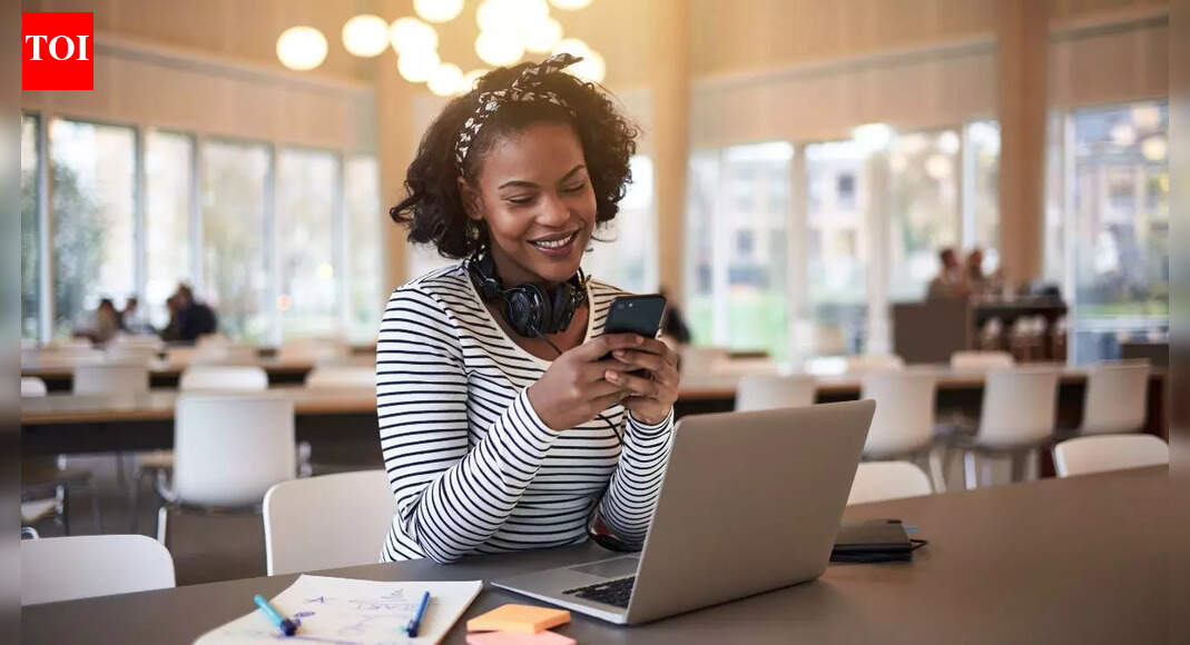 What does WYD mean: Know its meaning in texts and what people really mean by this slang