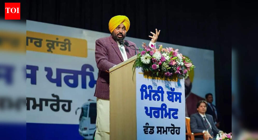 CM Mann hands over 505 mini bus permits, says transport monopolies being dismantled