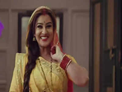  'Sahi pakde hain!' Shilpa Shinde returns as Angoori Bhabhi