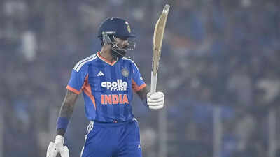  Hardik Pandya breaks Yuvraj Singh's long-standing record