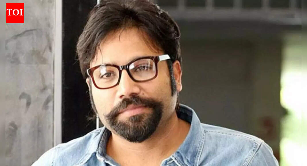 Sandeep Reddy Vanga calls 'Dhurandhar' as 'Dominance' and 'Fierce'; Praises, ''Built like a man with a masculine spine'