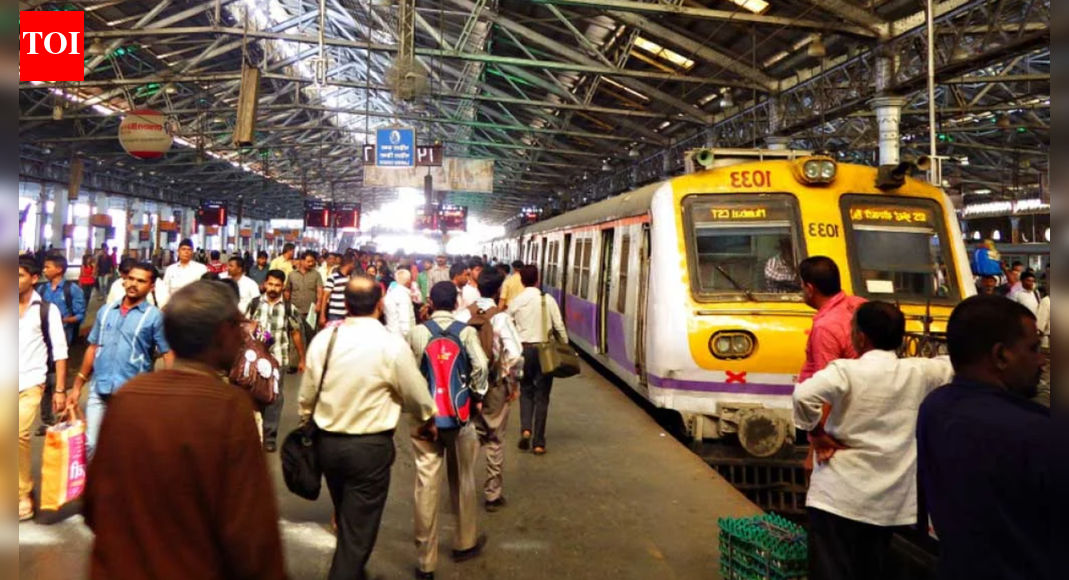 Mumbai local horror: ‘Disoriented’ man enters ladies’ coach, pushes teen girl off moving train