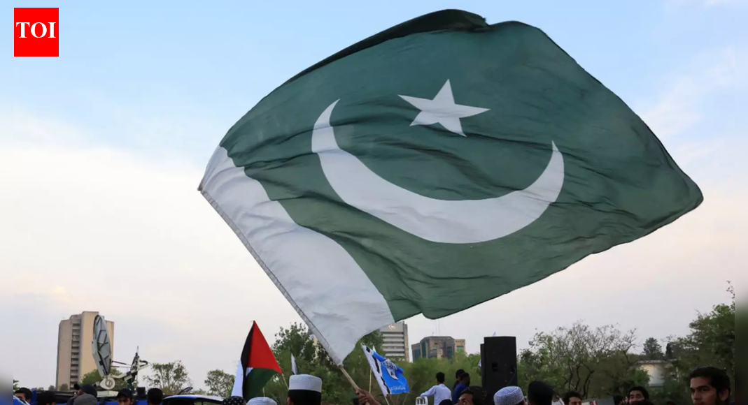 World Bank approves $700 million to bolster Pakistan's macroeconomic stability