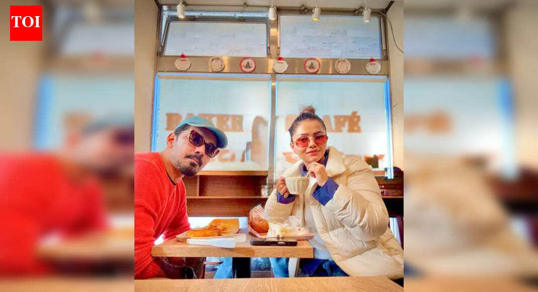 Rubina Dilaik, Abhinav Shukla are surprised to find 'hot black coffee' on a roadside vending machine in Japan