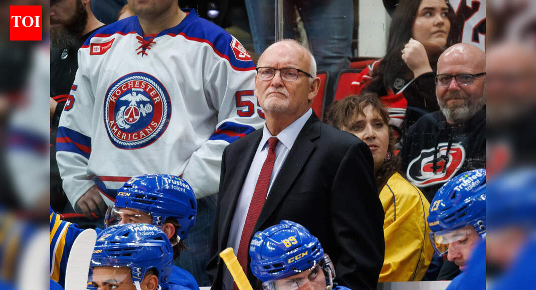 Sabres coach Lindy Ruff’s job appears safe as management decides to avoid immediate coaching change