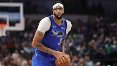  Anthony Davis pushes through illness as Dallas Mavericks search for spark ahead of Philadelphia 76ers clash
