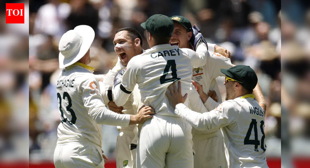Ashes done and dusted: England fall short despite lower-order heroics, Australia win third Test