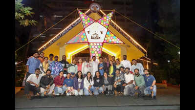 Stars & cribs bring message of love & hope in Bengaluru