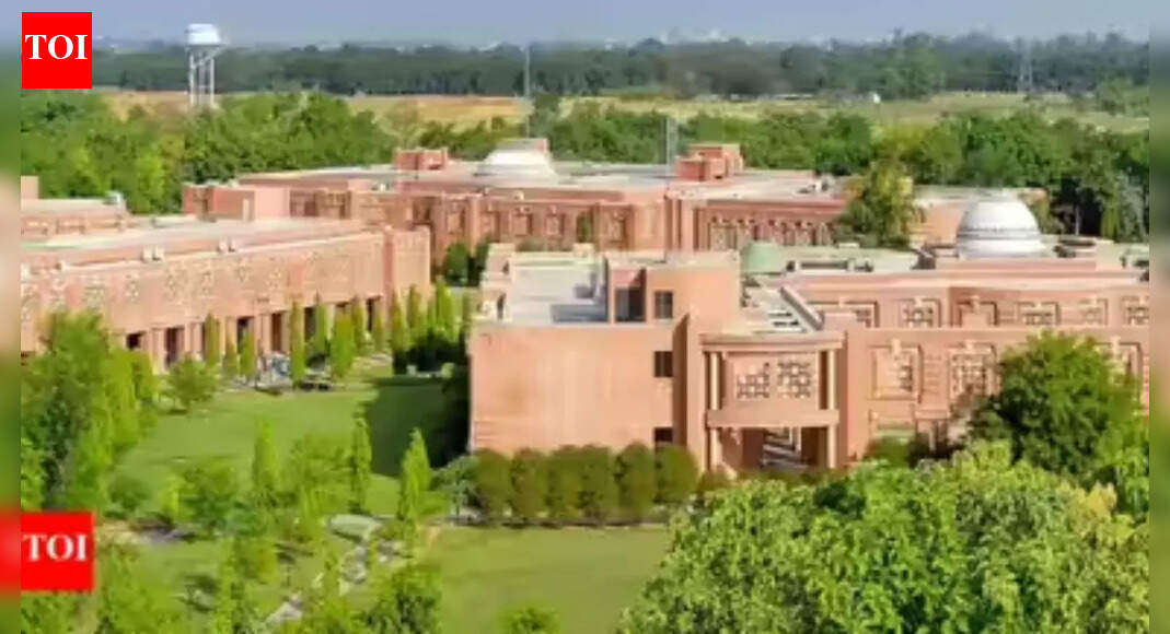 Snail mail to smart services: IIM Lucknow opens UP’s first Gen-Z post office