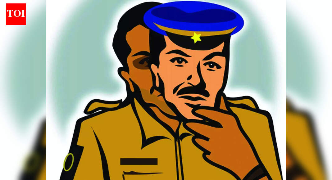 2 pose as cops, rob mangalsutra of Piligao woman