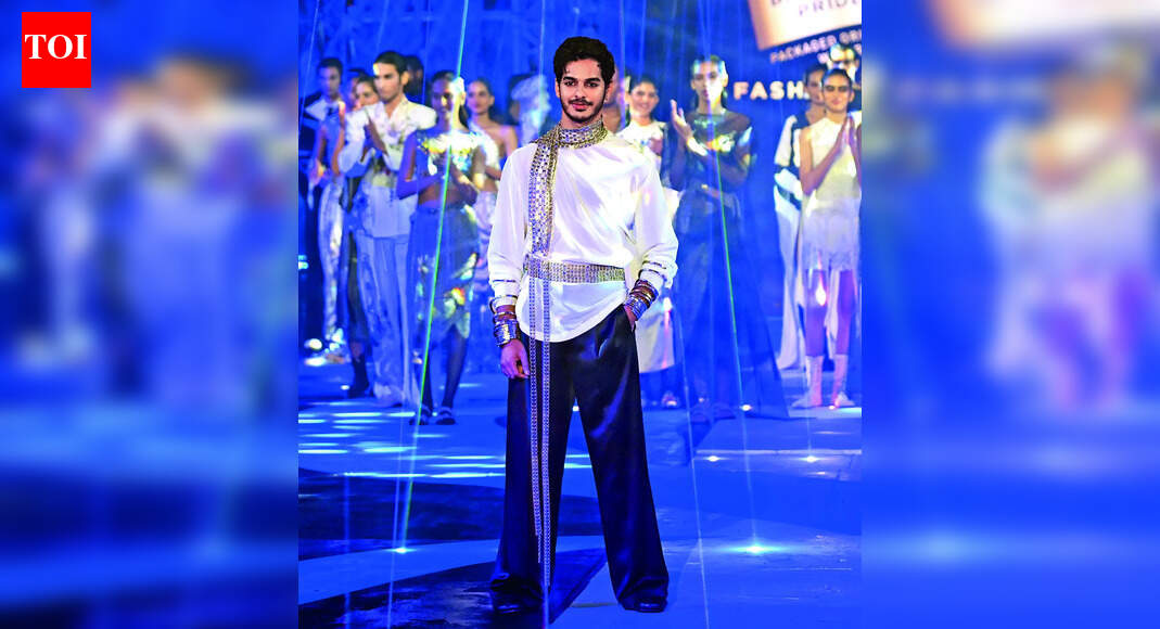 Poet. Warrior. Oscar-bound: Ishaan Khatter hots up the Hooghly