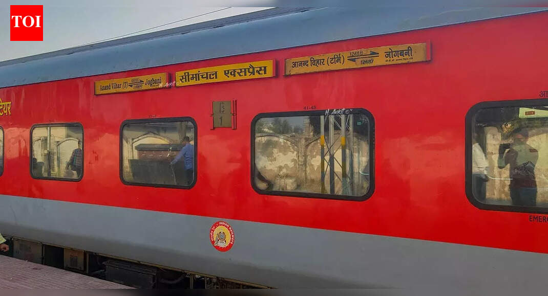 Bootleggers suspected as shots fired at Seemanchal Express train in Bhojpur