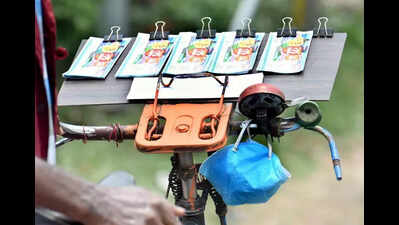 Kannur man held for running lucky draw to find fund for wife’s treatment