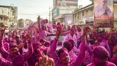  Poll results out, but Maharashtra parties await ruling
