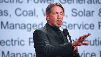  Oracle co-founder Larry Ellison backstops son’s $78bn Paramount bid for Warner Bros. Discovery
