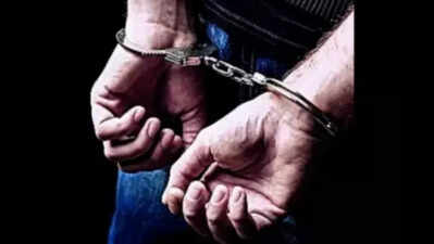 4 persons arrested with 52 kg of ganja