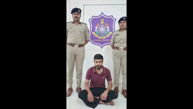 Loot accused enjoys trip with girlfriend nabbed in Manali