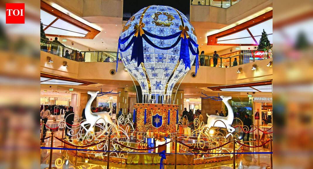 Tinsel, trees and ornaments: It’s snowing Xmas in the city