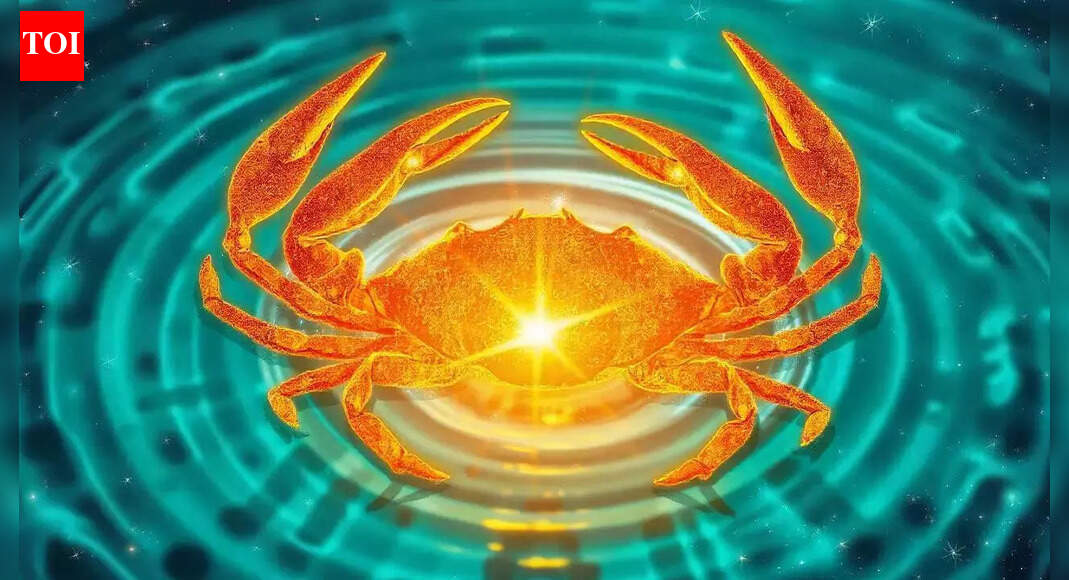 Cancer Daily Horoscope Today, December 25, 2025: A manifestation push happens when you least expect