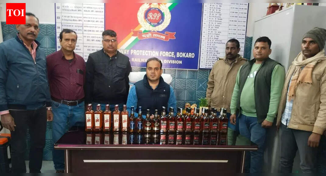 30 IMFL bottles seized in Bokaro