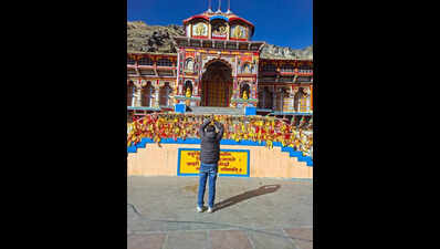 No snowfall in higher reaches, including Kedarnath and Badrinath, weather experts pin hope on year-end