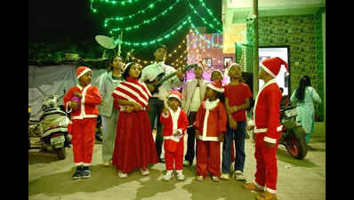Christmas celebrations bring hope & joy to cities across Maharashtra
