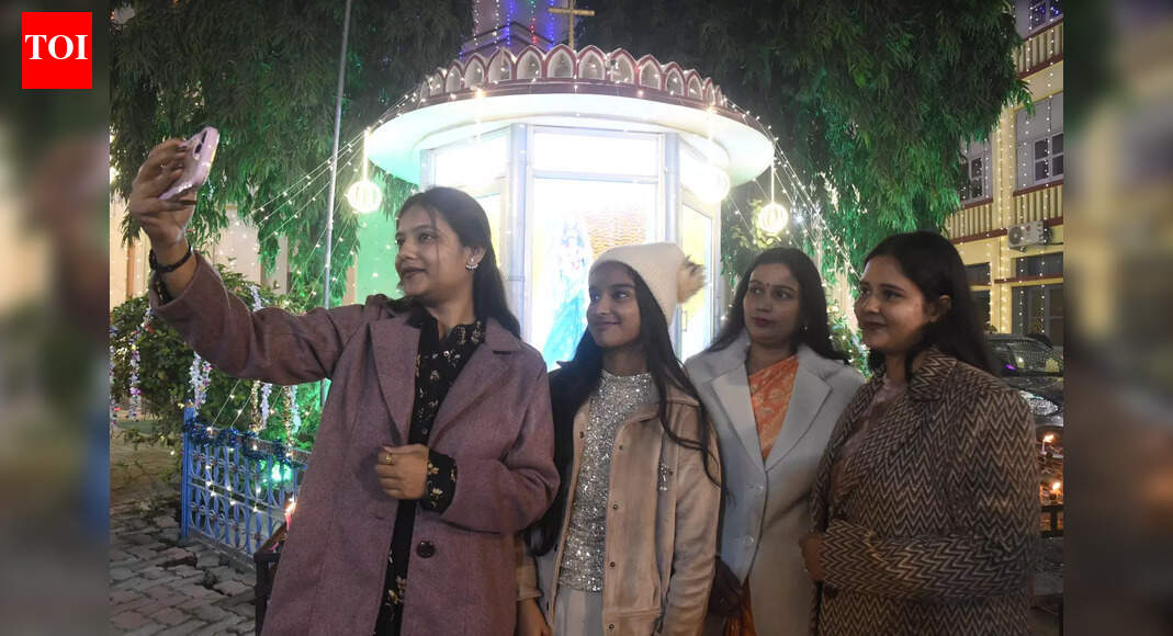 Carols echo as Christmas spirit grips Patna