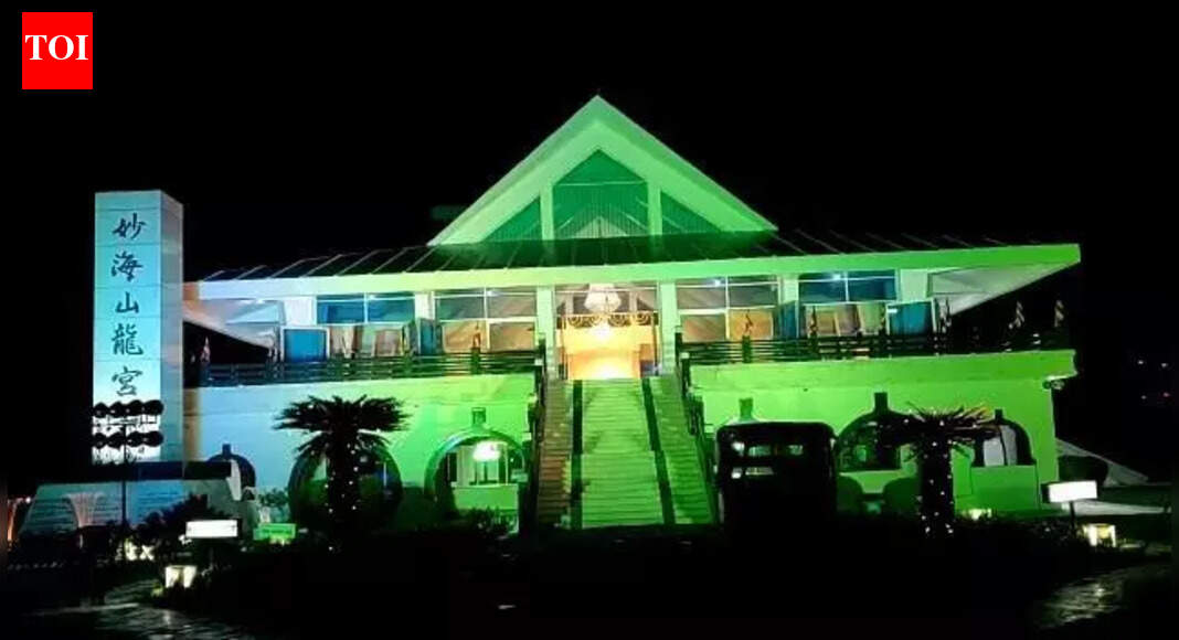 Dragon Palace Gets ‘B Grade’ Tourist Destination Status