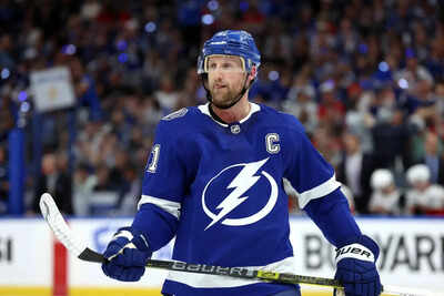 What is Steven Stamkos' net worth in 2025? Salary, endorsements, assets, career earnings, and more