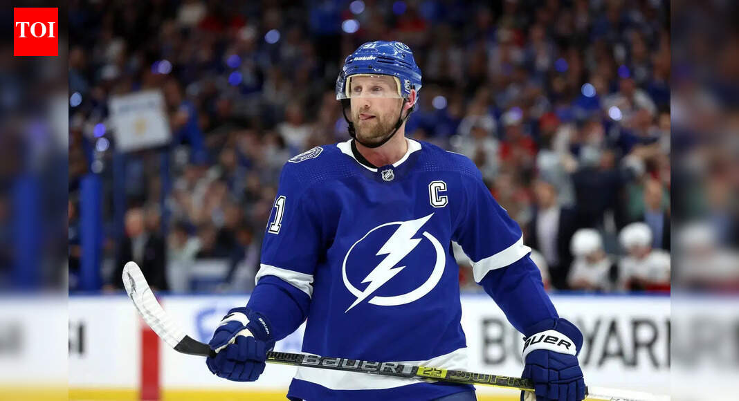 What is Steven Stamkos' net worth in 2025? Salary, endorsements, assets, career earnings, and more